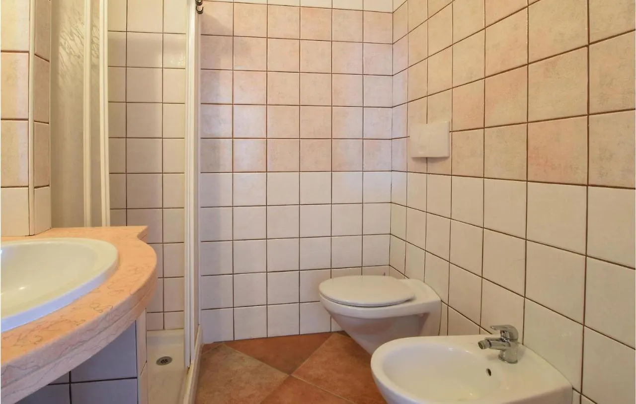 Stunning Apartment In San Vero Milis With Kitchen 意大利